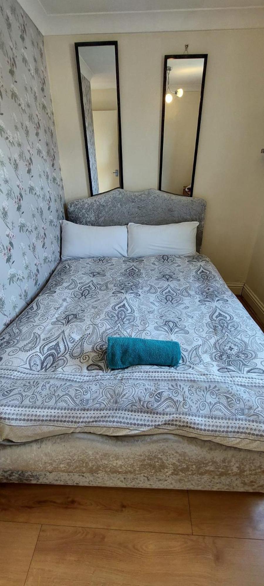 Two Bedroom Flat St Andrews Road London Kültér fotó